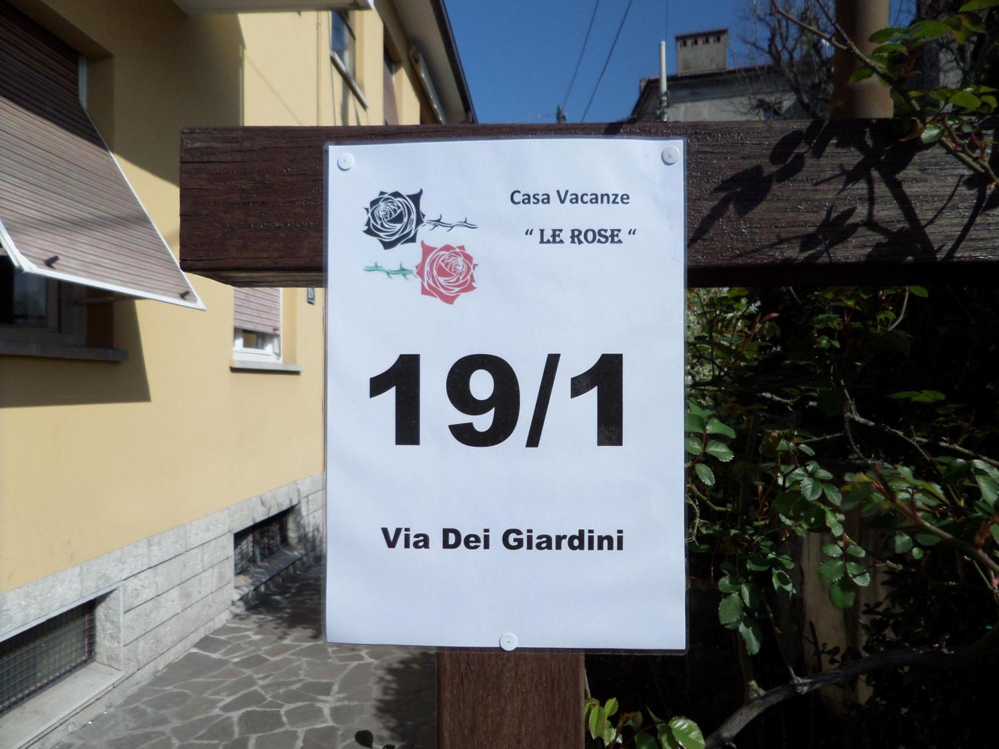 Le Rose Apartment Trieste Bagian luar foto