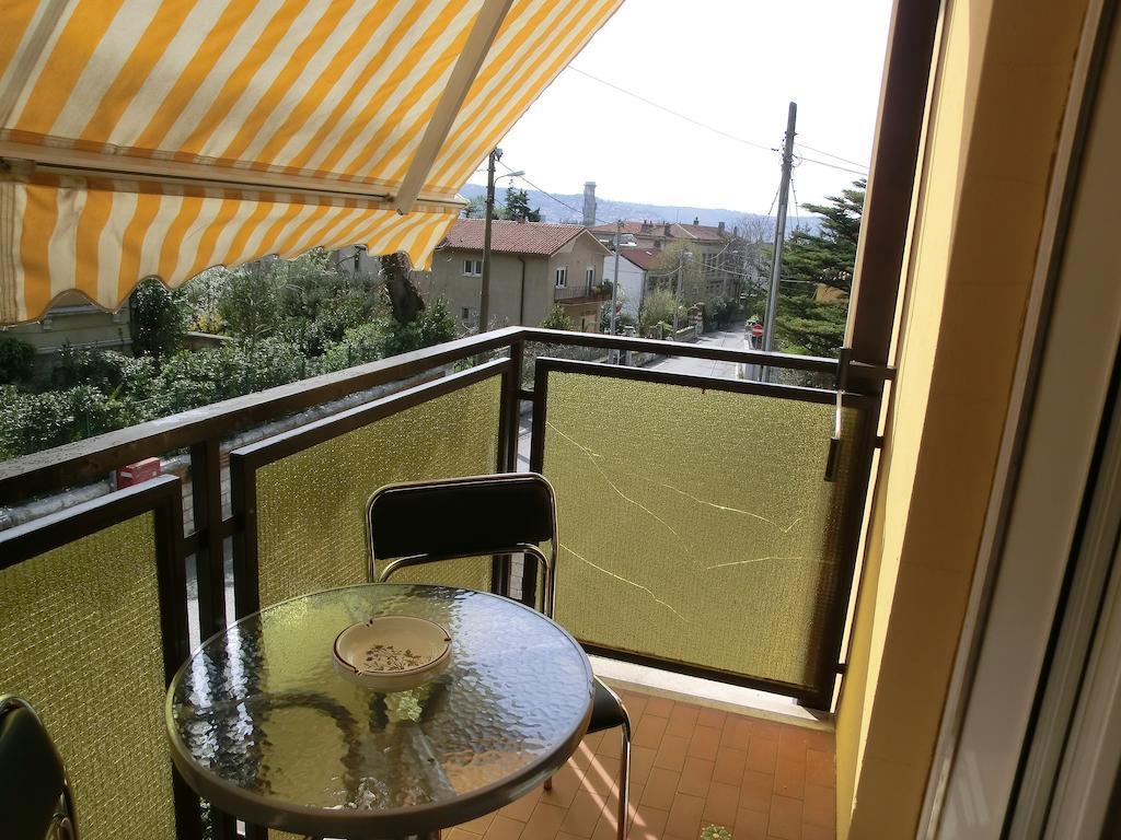 Le Rose Apartment Trieste Ruang foto